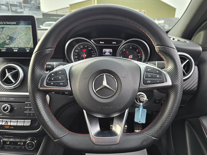 Mercedes-Benz A Class A200d AMG Line - U91245