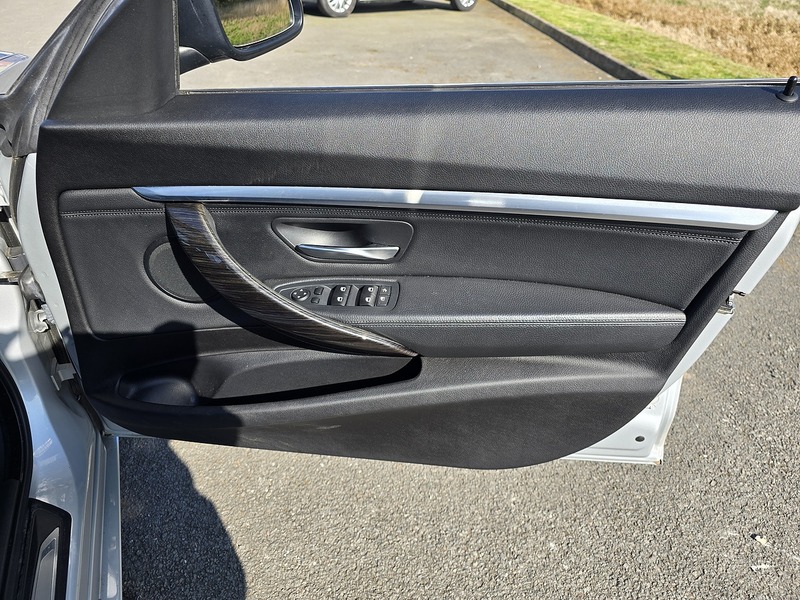 BMW 3 Series Gran Turismo 320d Luxury - U91246