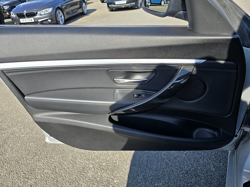 BMW 3 Series Gran Turismo 320d Luxury - U91246