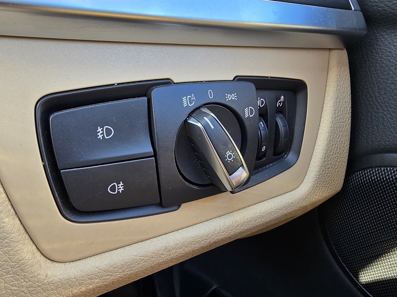 BMW 3 Series 330d Luxury - U91248