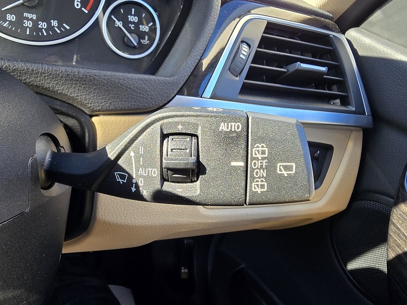 BMW 3 Series 330d Luxury - U91248