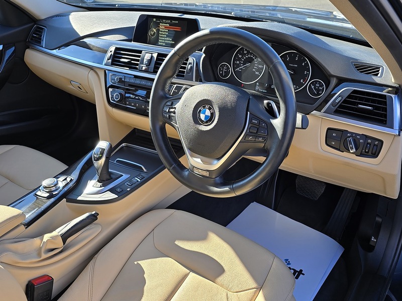 BMW 3 Series 330d Luxury - U91248
