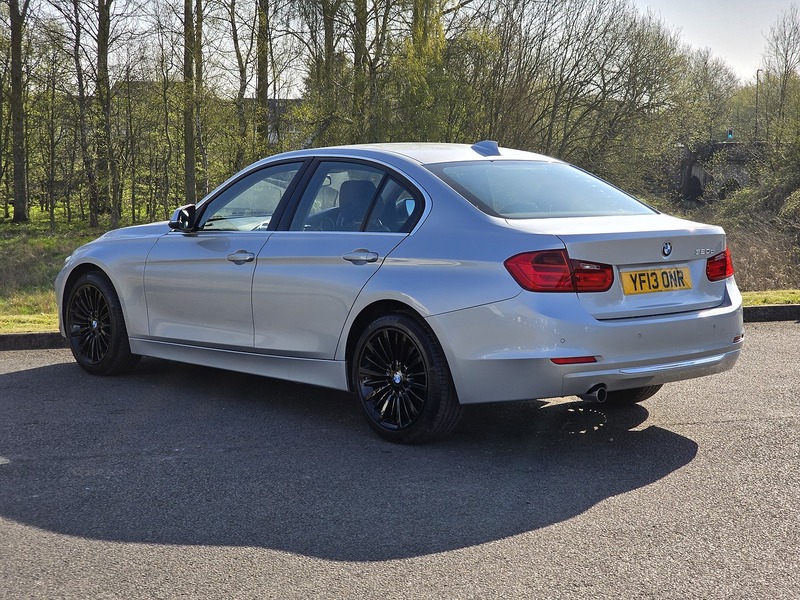 BMW 3 Series 320d Luxury - U91260