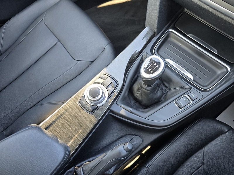 BMW 3 Series 320d Luxury - U91260