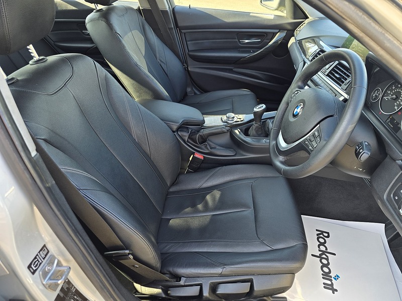 BMW 3 Series 320d Luxury - U91260