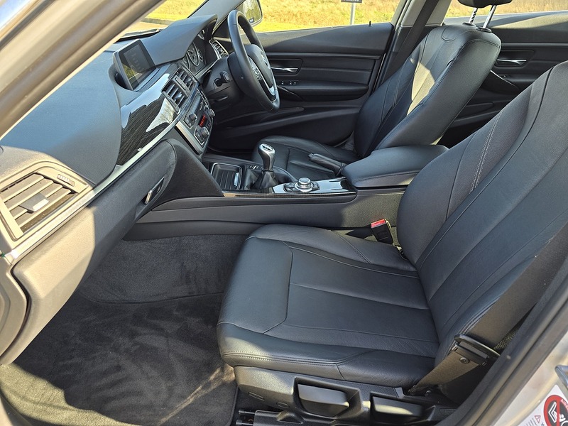 BMW 3 Series 320d Luxury - U91260