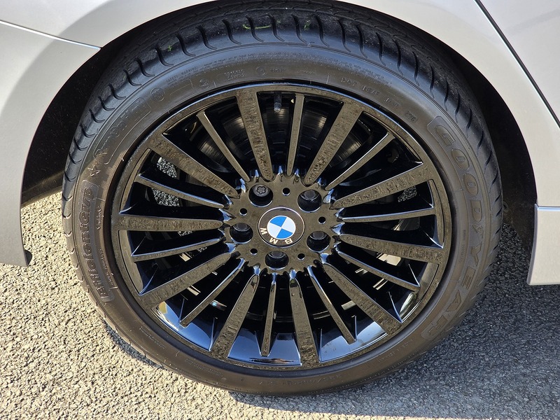 BMW 3 Series 320d Luxury - U91260