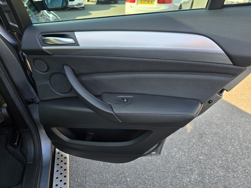 BMW X6 30d - U91264