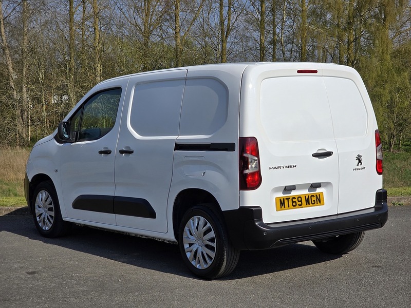 Peugeot Partner BlueHDi 1000 Professional - U91265