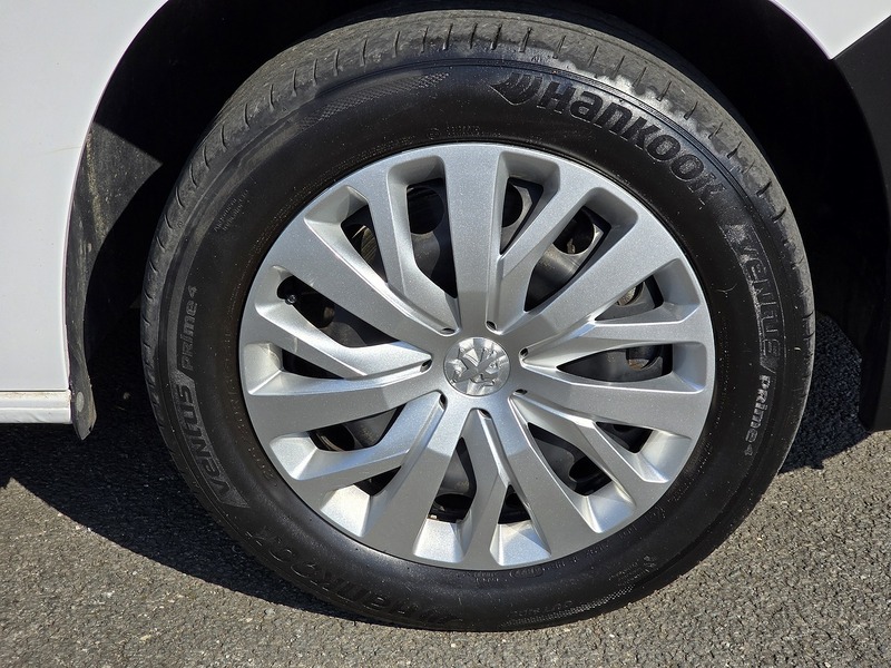 Peugeot Partner BlueHDi 1000 Professional - U91265