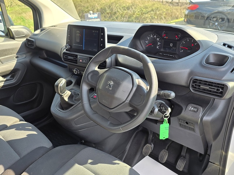 Peugeot Partner BlueHDi 1000 Professional - U91265