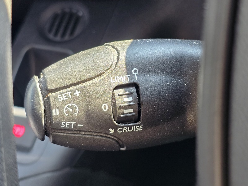 Peugeot Partner BlueHDi 1000 Professional - U91265