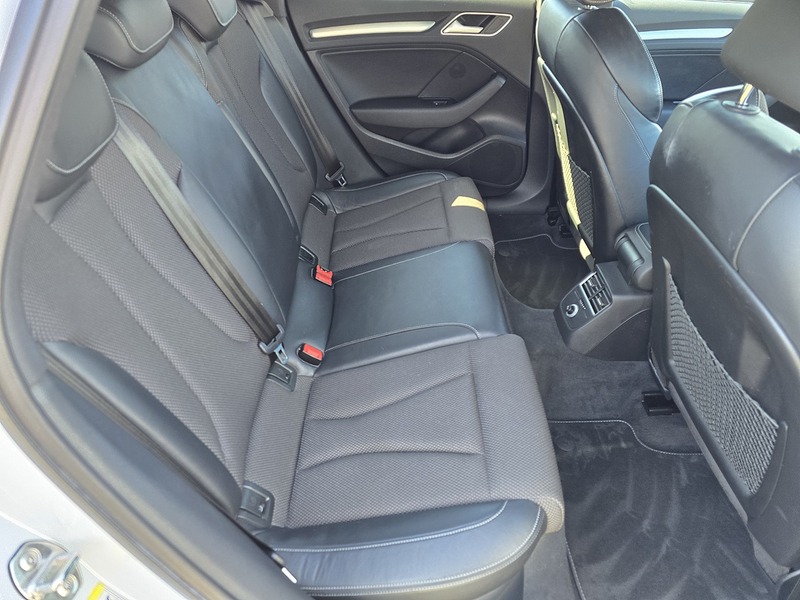 Audi A3 TDI Black Edition - U91268