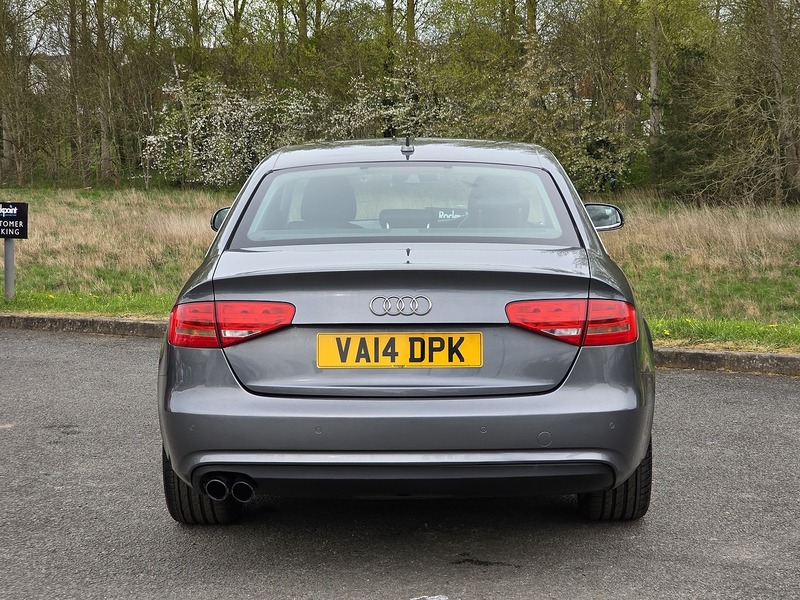 Audi A4 TFSI SE Technik - U91289