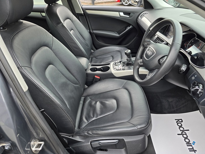 Audi A4 TFSI SE Technik - U91289