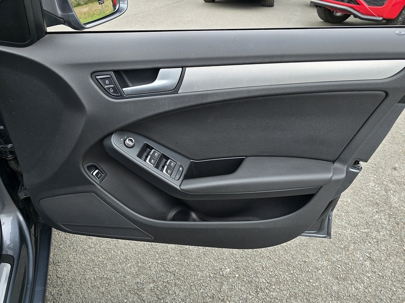 Audi A4 TFSI SE Technik - U91289