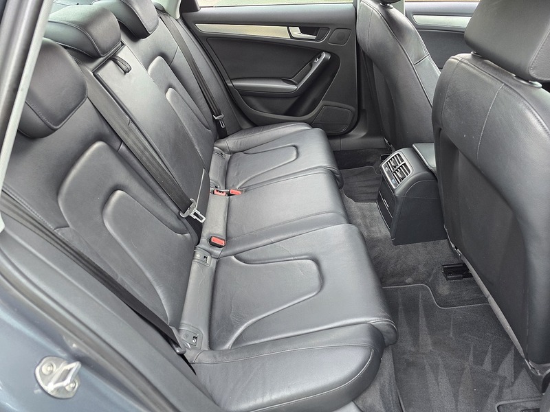 Audi A4 TFSI SE Technik - U91289