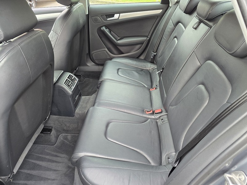 Audi A4 TFSI SE Technik - U91289
