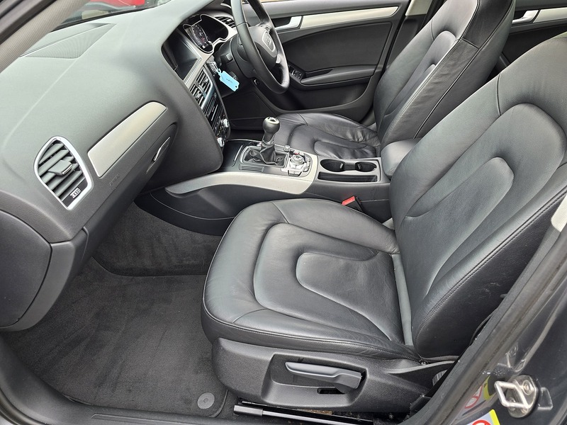 Audi A4 TFSI SE Technik - U91289