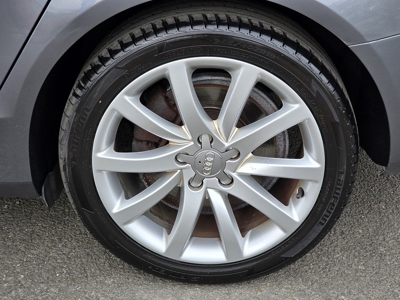Audi A4 TFSI SE Technik - U91289