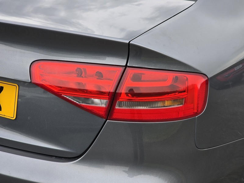 Audi A4 TFSI SE Technik - U91289