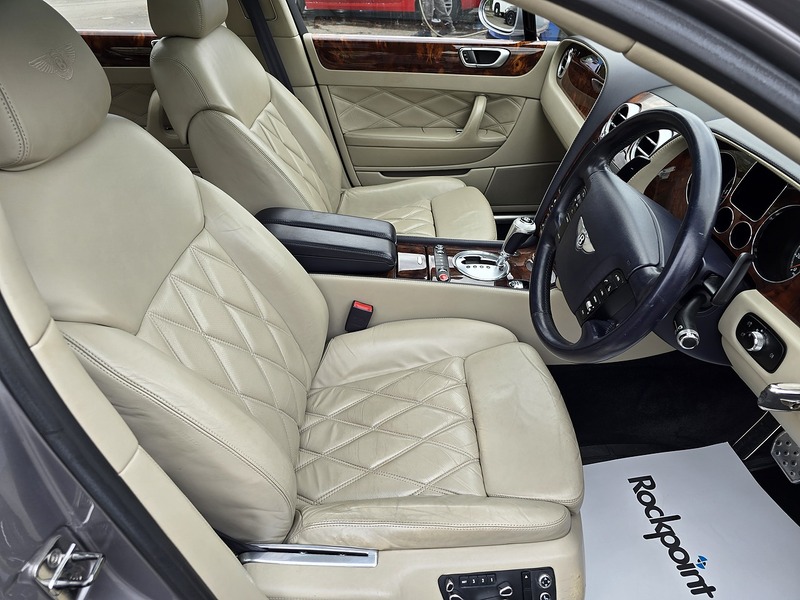 Bentley Continental W12 Flying Spur - U91293