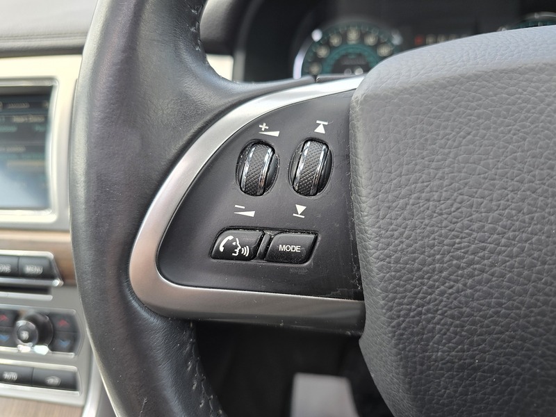 Jaguar XF d Luxury - U91295