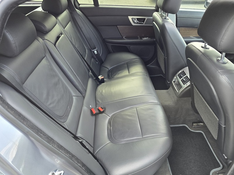 Jaguar XF d Luxury - U91295