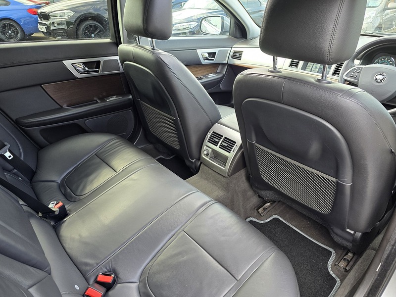 Jaguar XF d Luxury - U91295