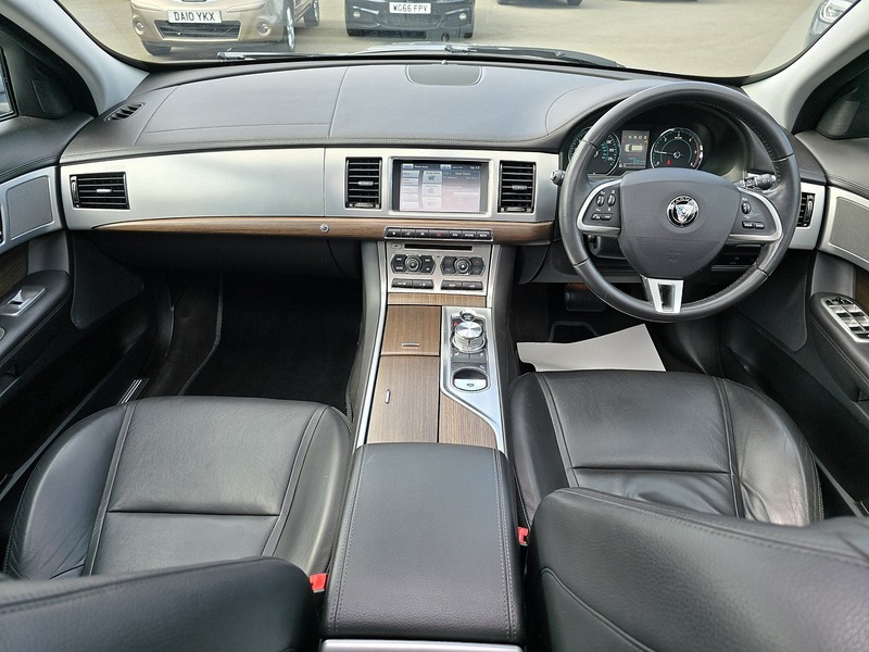 Jaguar XF d Luxury - U91295