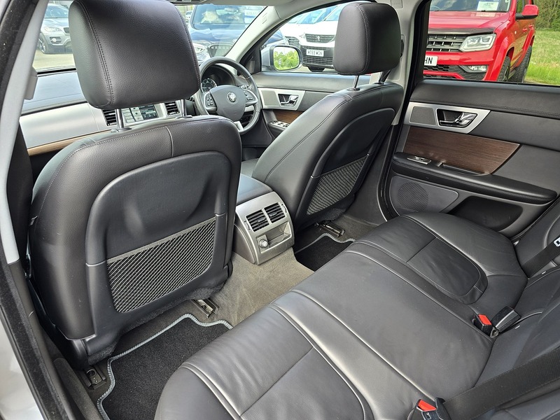 Jaguar XF d Luxury - U91295