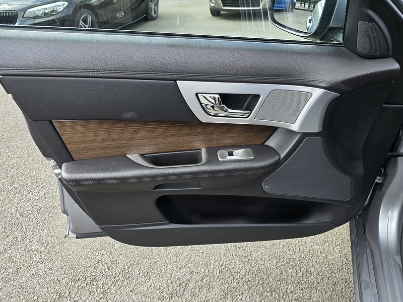 Jaguar XF d Luxury - U91295