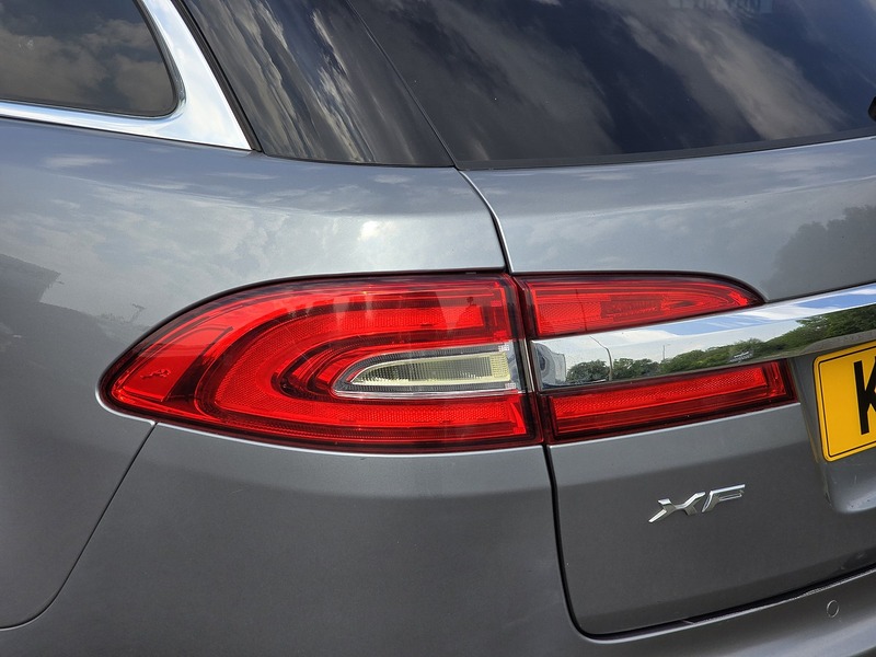 Jaguar XF d Luxury - U91295