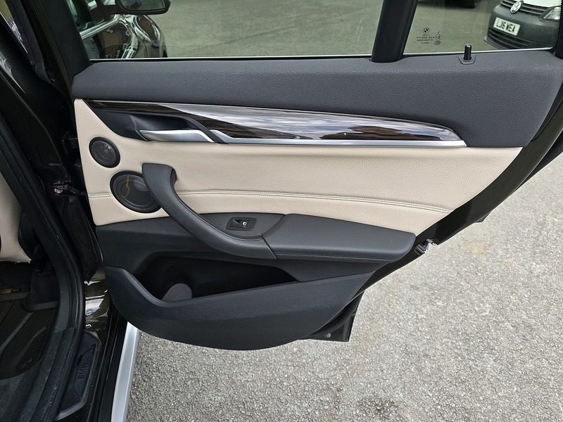 BMW X1 18d xLine - U91311