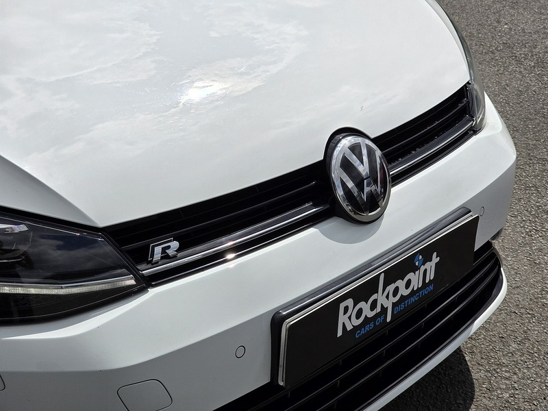 Volkswagen Golf TSI R - U91322