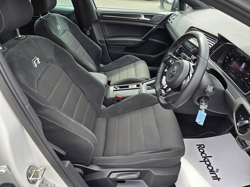 Volkswagen Golf TSI R - U91322