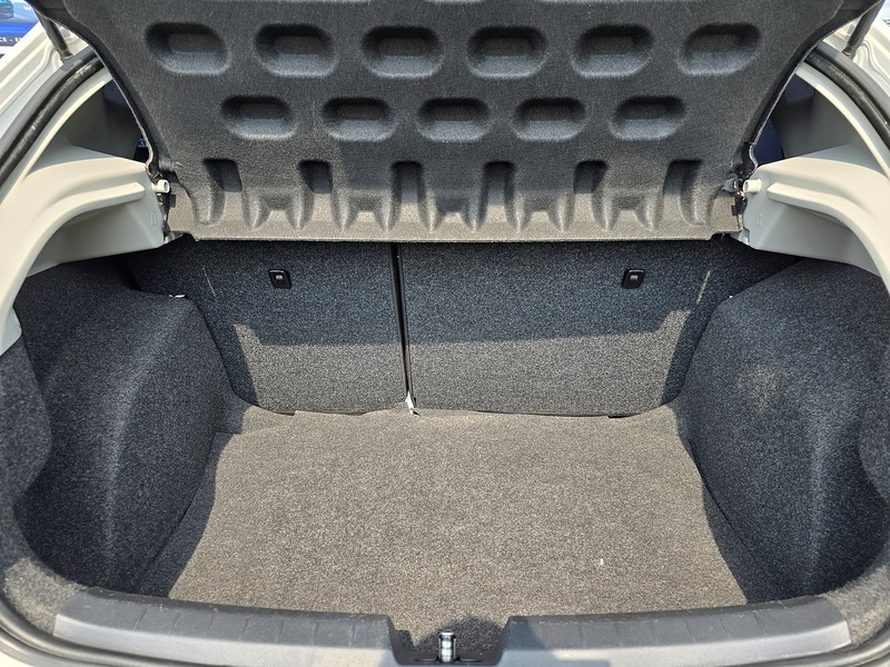 SEAT Ibiza SE - U91323
