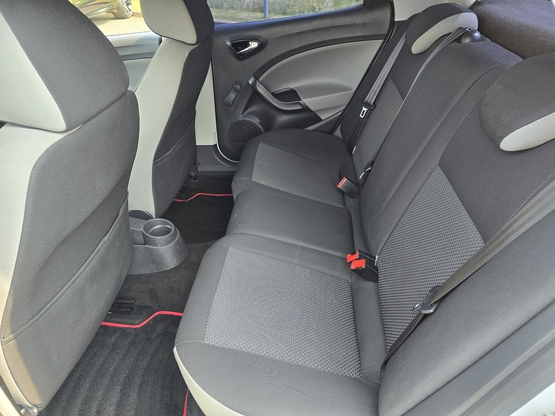 SEAT Ibiza SE - U91323