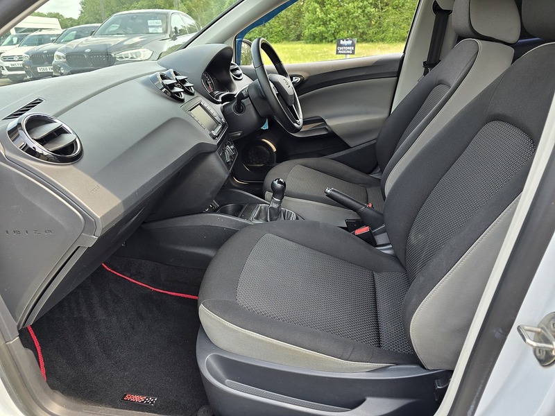 SEAT Ibiza SE - U91323