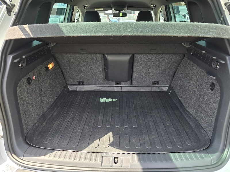 Volkswagen Tiguan TDI BlueMotion Tech R-Line - U91326