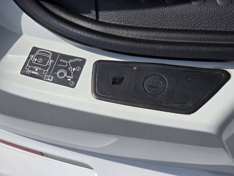 Volkswagen Tiguan TDI BlueMotion Tech R-Line - U91326