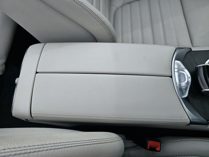 Mercedes-Benz C Class C220d AMG Line - U91327