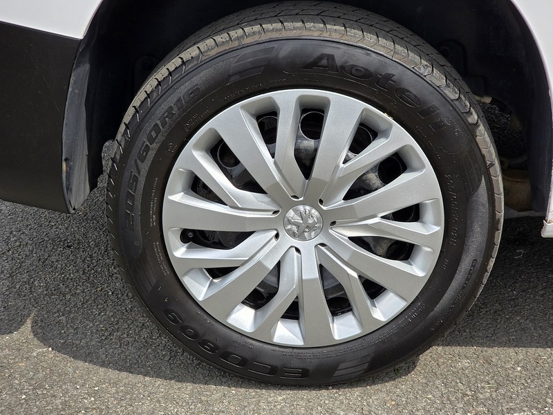 Peugeot Partner BlueHDi 1000 Professional - U91329