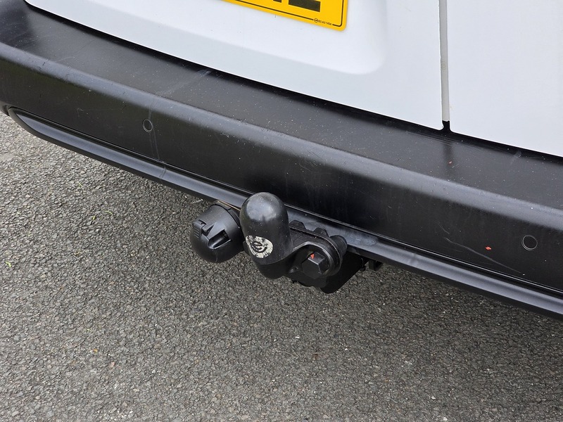 Peugeot Partner BlueHDi 1000 Professional - U91329