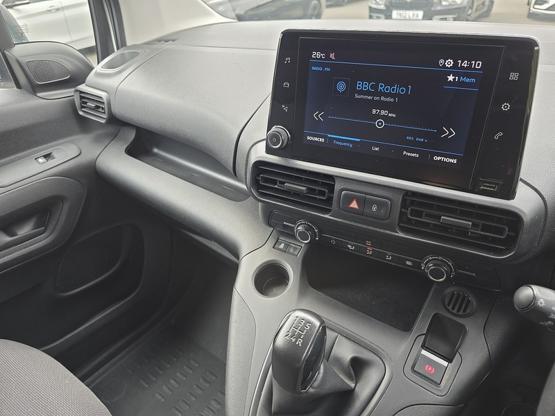 Peugeot Partner BlueHDi 1000 Professional - U91329