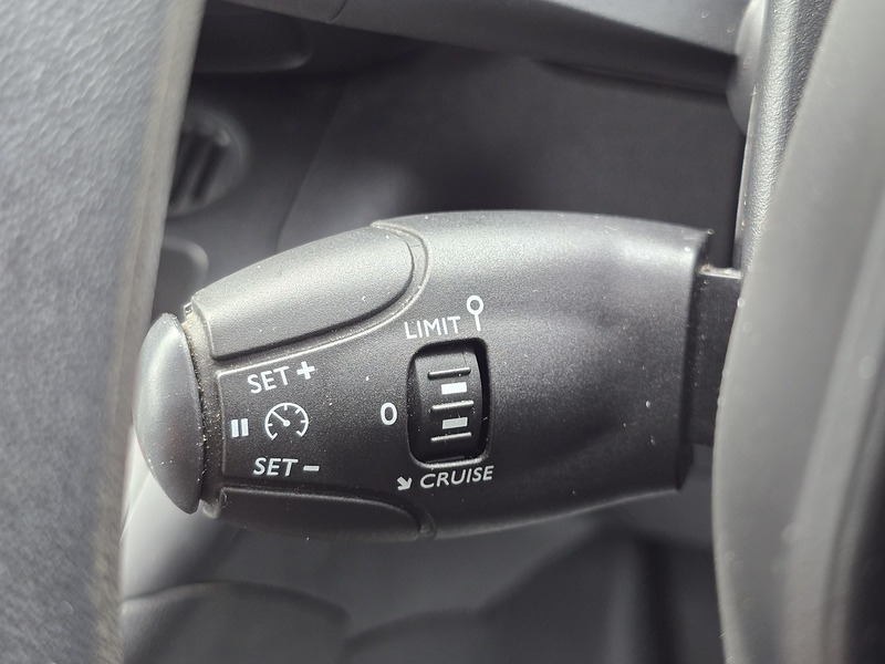 Peugeot Partner BlueHDi 1000 Professional - U91329