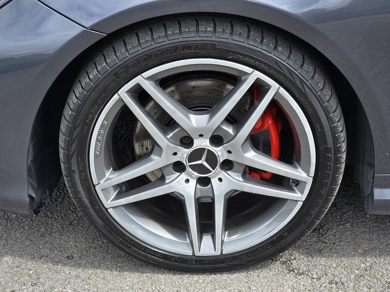 Mercedes-Benz E Class E220 CDI AMG Sport - U91331