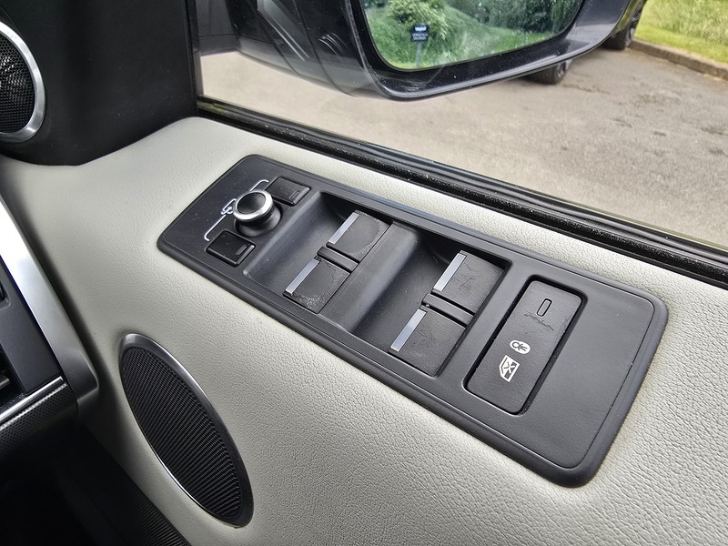 Land Rover Range Rover Sport SD V6 HSE - U91338