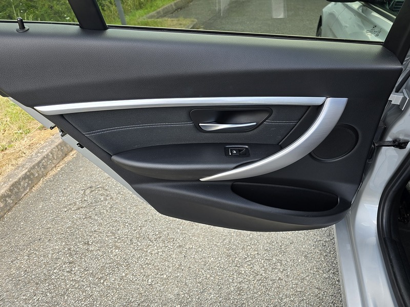 BMW 3 Series 318i Sport - U91341