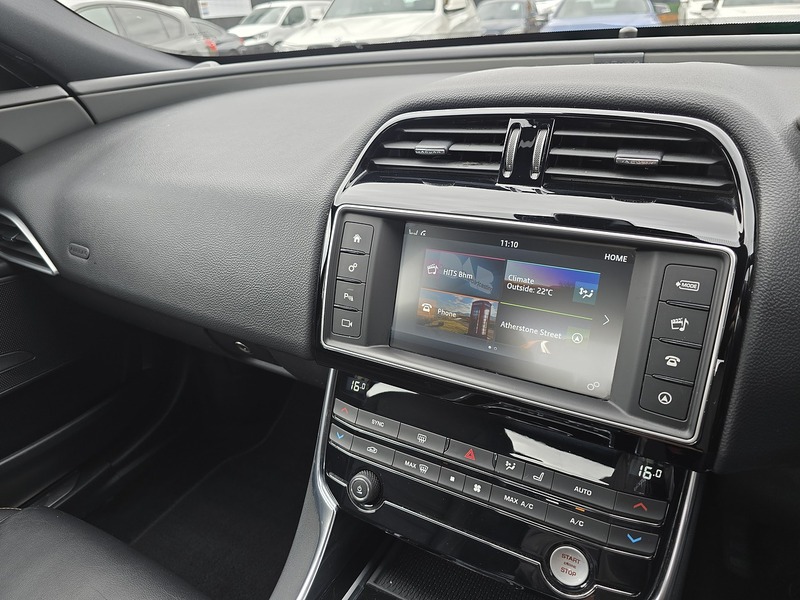 Jaguar XE d Prestige - U91358